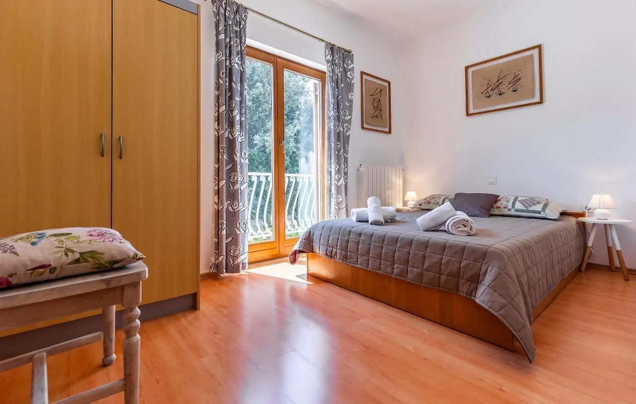 Villa Novela Póla Horvátország